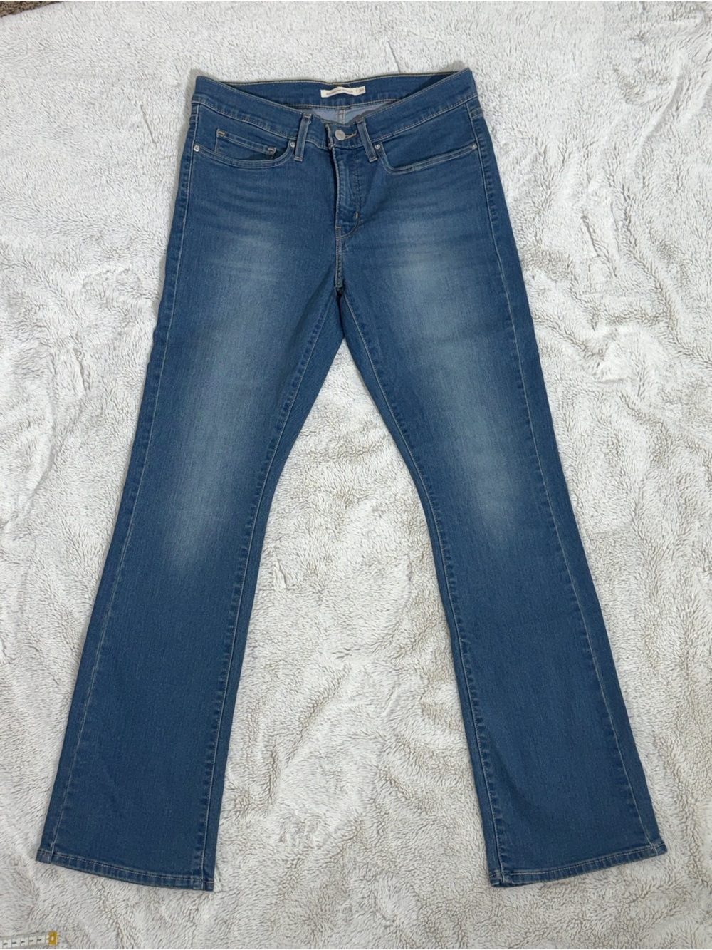 Levi's 315 Shaping Bootcut Jeans